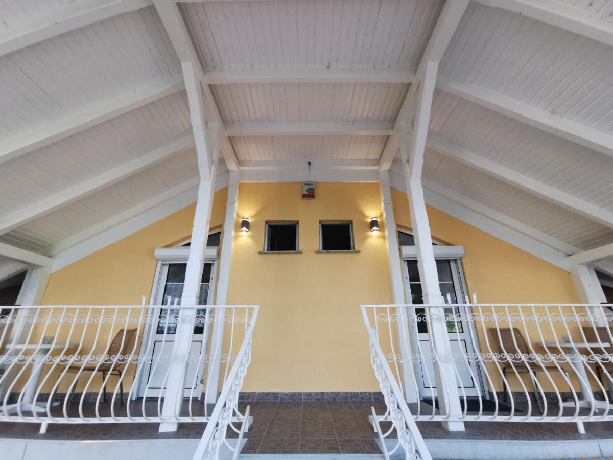 Silver Beach Resort Zamardi Exterior photo